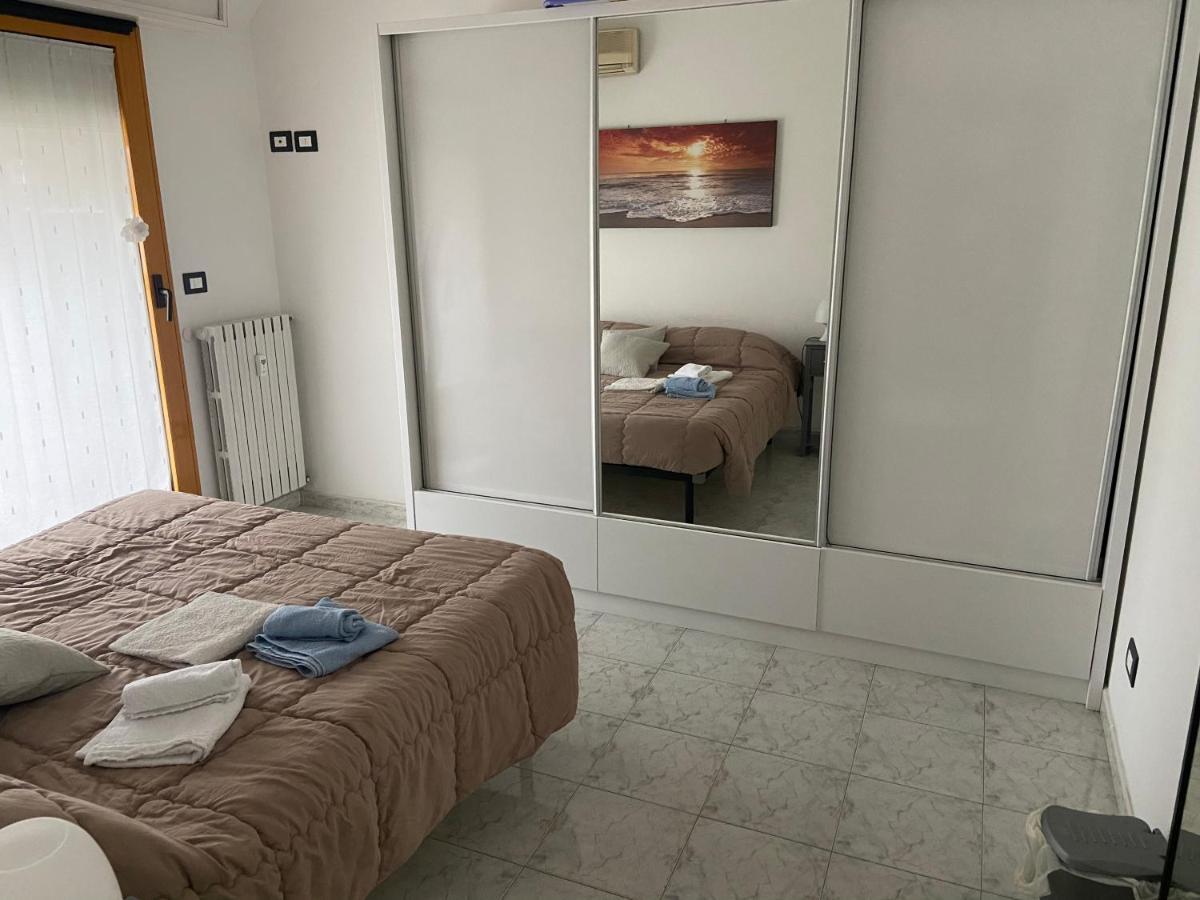 La Casa Di Giada Lejlighed Peschiera Borromeo Eksteriør billede